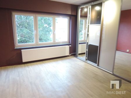 Eengezinswoning met 3 slaapkamers, tuin en garage - Photo 4