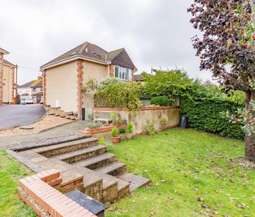 2 bedroom end of terrace house to rent - Photo 1