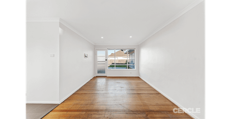 Modern & Low-Maintenance Living in Sunshine West - Photo 2