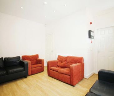 2 bedroom terraced house to rent - Photo 6