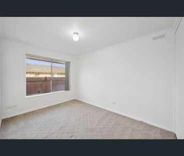 Unit 3/8 Erskine Street, Shepparton, Vic 3630 - Photo 4