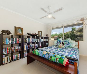 26 1-5 Santa Cruz Boulevard, Clear Island Waters QLD 4226 - House F... - Photo 5