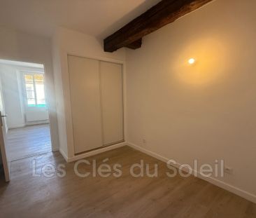 Location Appartement 1 pièce 29m² LA VALETTE DU VAR 83160 - Photo 4