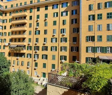 San Giovanni-Porta Metronia: Newly renovated 2 Bedroom flat with ba... - Photo 2