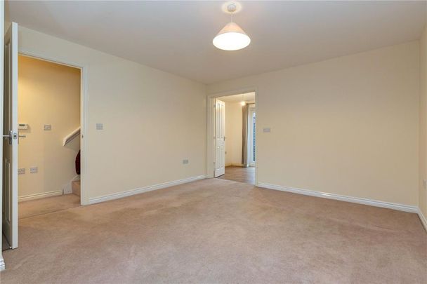 3 bedroom terraced house to rent - Photo 1