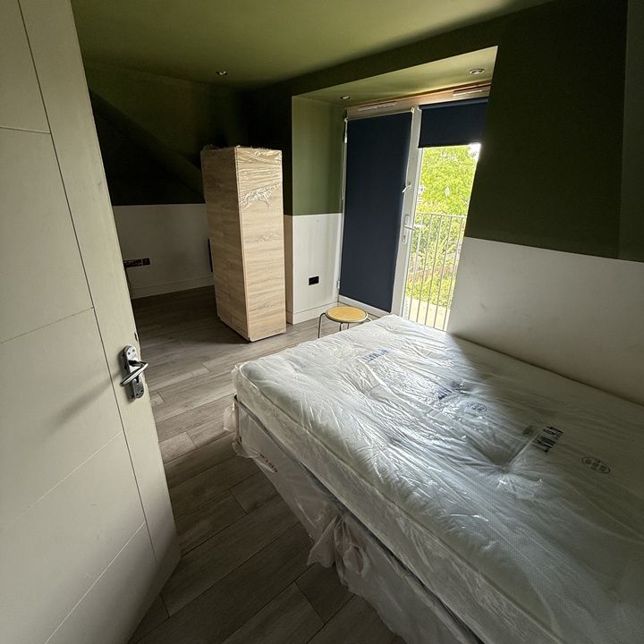 Studio Flat, Bellingham Road, SE6 - Photo 1