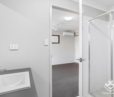 URGENT! BREAK LEASE! Available March 2026! Large townhouse - Photo 6