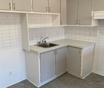 Grand 4 1/2 LeMoyne/Longueuil - Photo 1