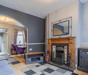 13 Wilson Street, Lisburn, BT27 4XZ - Photo 2