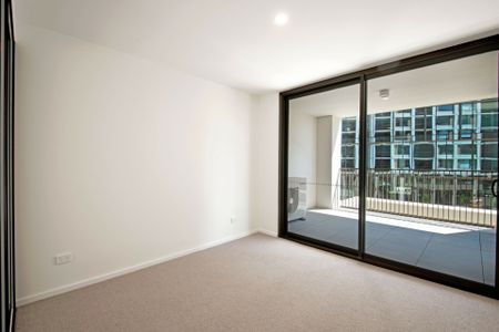 Stylish 2 Bedroom Apartment in Dickson Centre - Photo 5