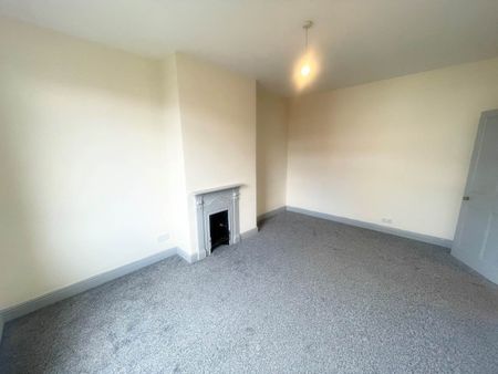 Martin Terrace , Burley, Leeds - Photo 2