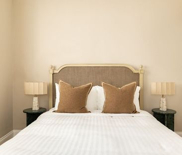 Eaton Mews South - Photo 1