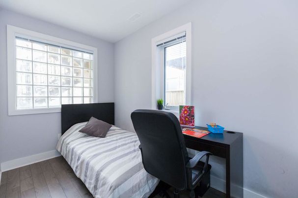 179-181 Henderson, Sandy Hill, Ottawa, ON - Photo 1