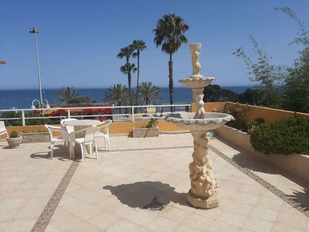 2 room luxury Apartment for rent in Benalmádena, Andalusia - Photo 2