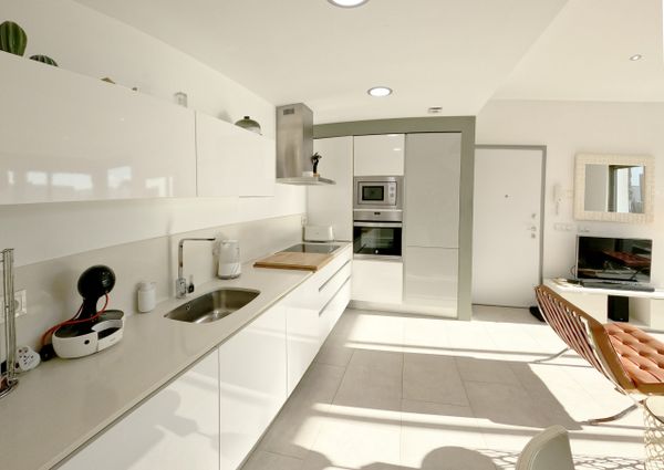 425 Villamartin Paradise