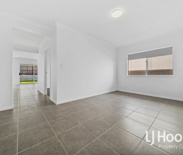 STRIKING CORAL HOMES BUILD - 3 x LIVING ZONES - WHEN SIZE MATTERS T... - Photo 6