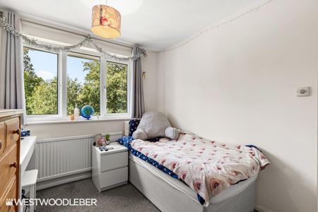 3 bedroom terraced house to rent - Photo 4