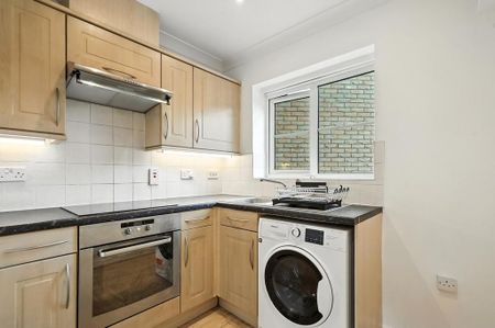 2 bedroom apartment to rent - Photo 4