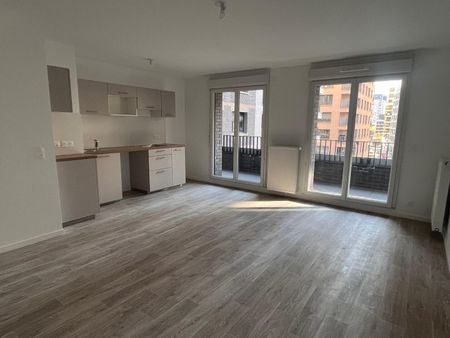 location Appartement T3 DE 64.6m² À BOBIGNY - Photo 2