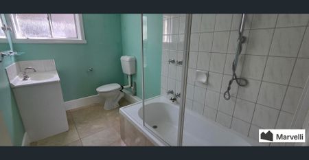 Chic Light-Filled Apartment in the Heart of Mentone. - Photo 4