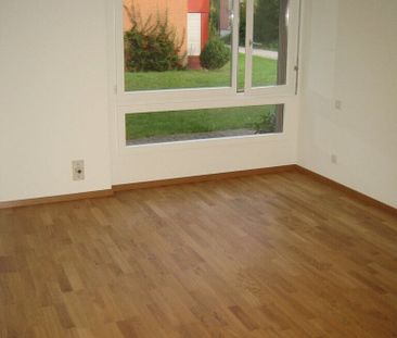 Living with garden seating - Photo 2