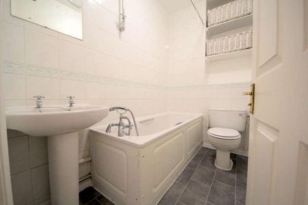 Pennington Drive, Winchmore Hill, N21 - Photo 5