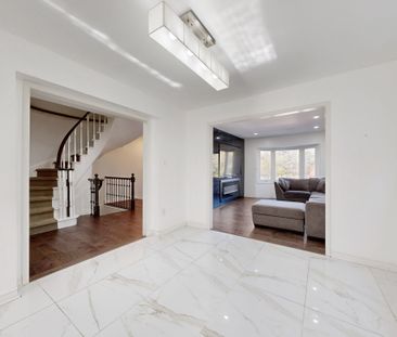 For Lease - 300 Charlton Avenue, Vaughan, Ontario - Photo 4