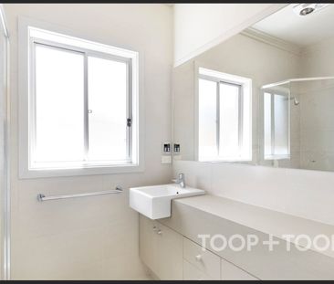 Beauty on Britton - Photo 6