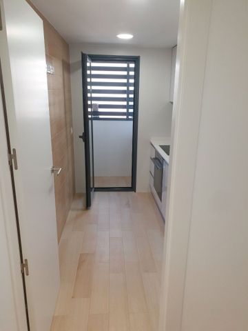 Piso de alquiler en Carrer de L'escultor Viciano, 1, Casco Histórico - Photo 3