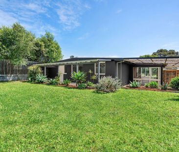 Spacious Family Living Just Moments from the Foreshore - Photo 6