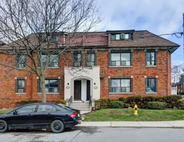 Cartac Community | 44 College View Ave., Toronto - Photo 1