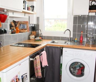 T2 – MEUBLÉ – IVRY-SUR-SEINE – 30,77 m² - Photo 5