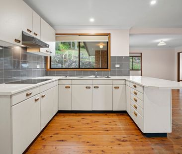 Spacious & Elevated Family Home - Photo 3