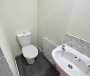 1 bedroom property to rent in Blackpool - Photo 3