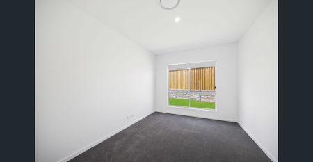 Spacious Family Home - Photo 4