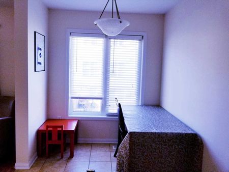 For Lease - 42 Red Fox Place Unit# 2nd & 3rd floors, Toronto, Ontario - Photo 4