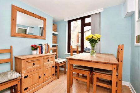 2 bedroom terraced house to rent - Photo 2