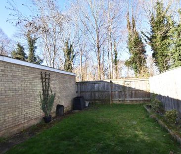 2 bedroom semi-detached house to rent - Photo 6