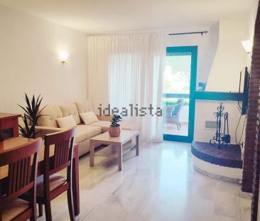 Alquiler de piso en Calle almendralejos de los jarales calahonda s/n - Photo 2