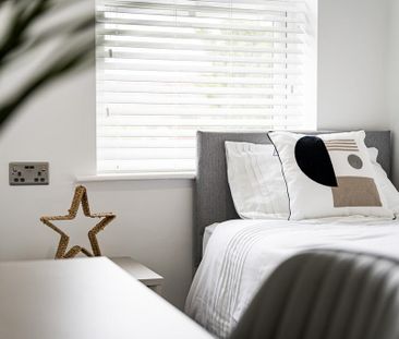 4 bedroom terraced house to rent - Photo 6