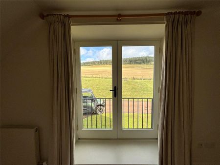 2 bedroom end of terrace house to rent - Photo 5