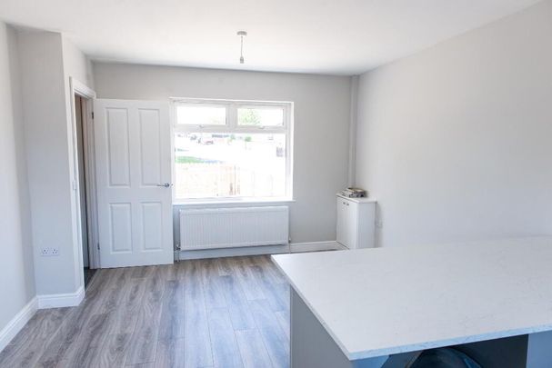 1a Leven Crescent, Belfast, BT5 7DZ - Photo 1