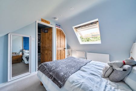 5 bedroom semi-detached house to rent - Photo 5