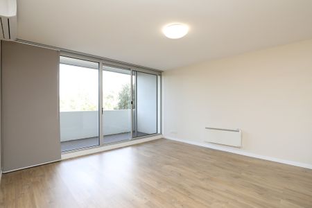 203/60 Speakmen Street, Kensington - Photo 2