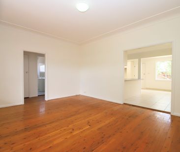 77 Caroline Crescent - Photo 1