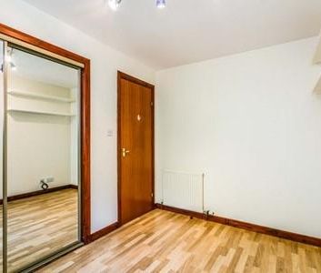 4 bedroom detached house to rent - Photo 6