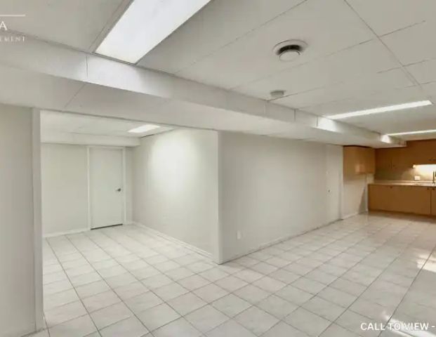 2-135 Coronation St, Woodbridge, Ontario L4L 6M6 | 135 Coronation Street, Vaughan - Photo 1