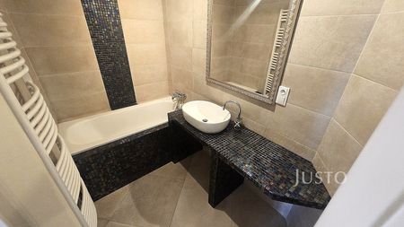 Pronájem bytu 2+kk 50 m² - Fotografie 4