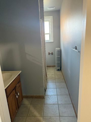 For Lease - 8948 Heritage Road, Brampton, Ontario - Photo 4