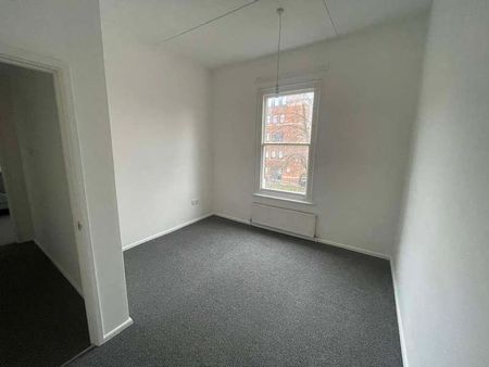 Park Road, Peterborough, Cambridgeshire, PE1 - Photo 2